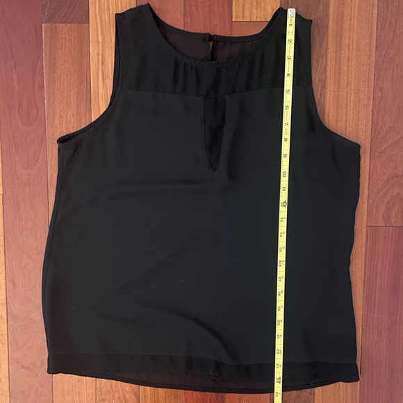 ⭐️ 3/$20 Fun2Fun Payne Sheer Detail Blouse Sleeveless Black Top Medium No Tag - Picture 6 of 7